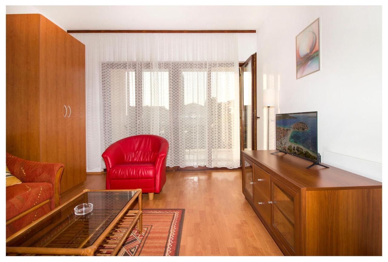 Apartment Zdravko Primošten Esterno foto