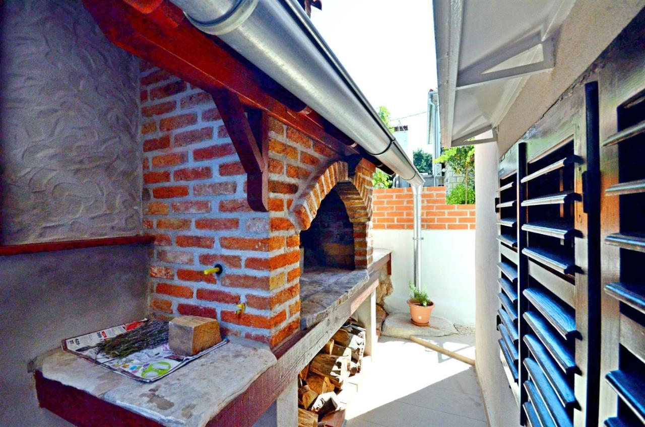 Apartment Zdravko Primošten Esterno foto