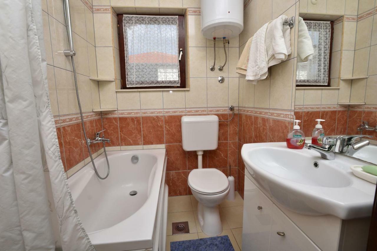 Apartment Zdravko Primošten Esterno foto