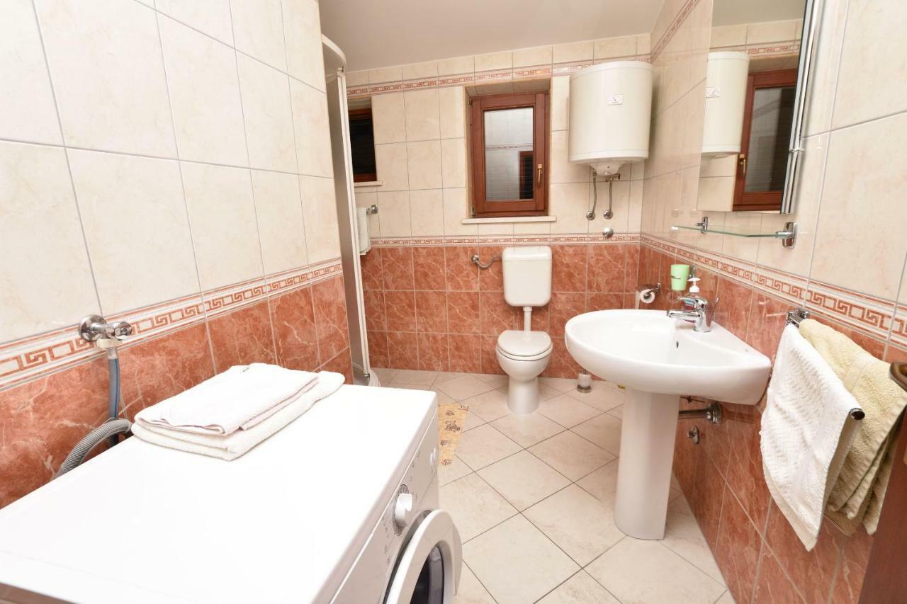 Apartment Zdravko Primošten Esterno foto