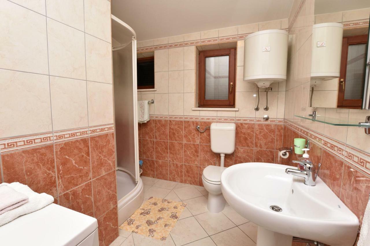 Apartment Zdravko Primošten Esterno foto