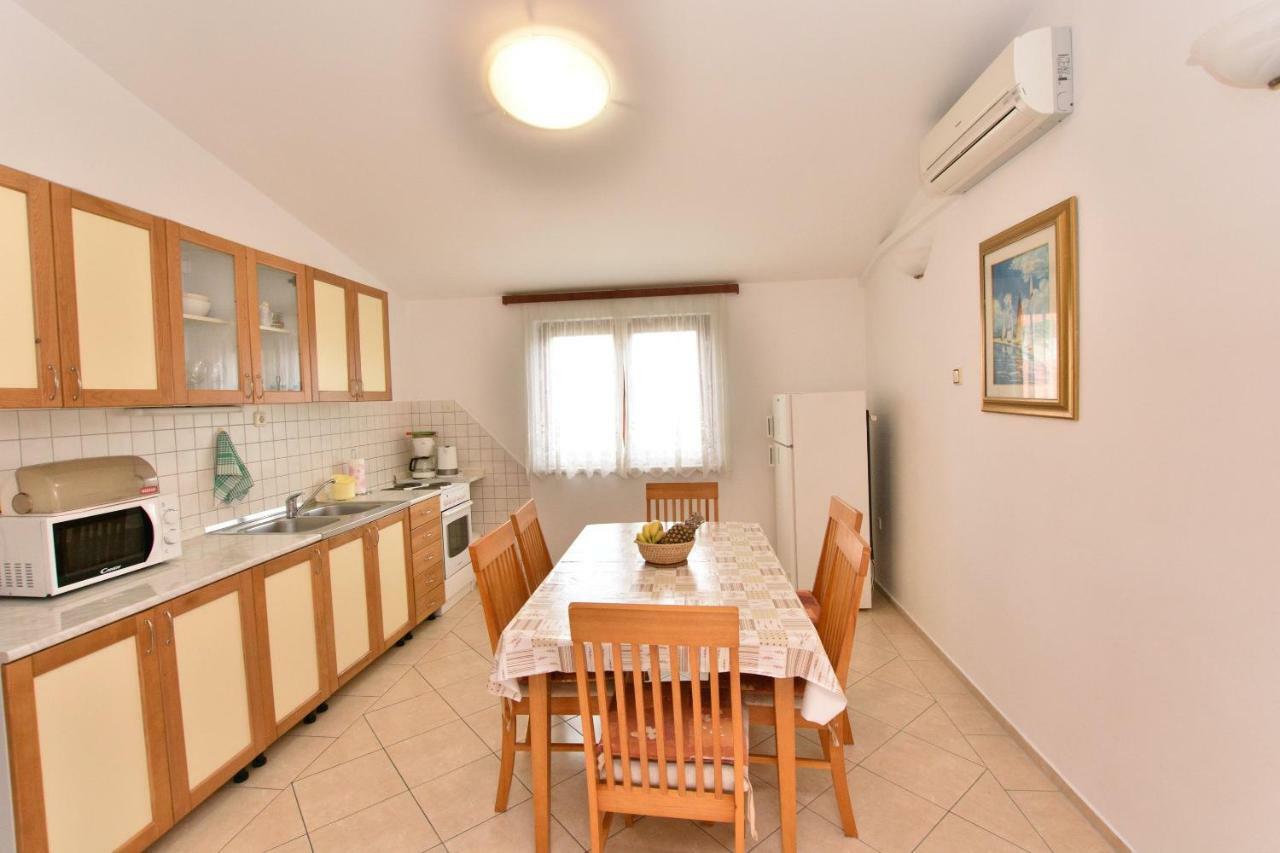 Apartment Zdravko Primošten Esterno foto